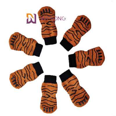 El perro del resbalón del spandex de algodón no pega la imitación de Tiger Stripes para las patas de los perros
